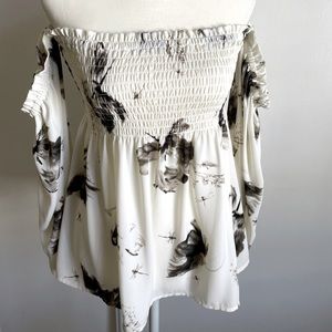 Off the shoulder Express black & cream blouse